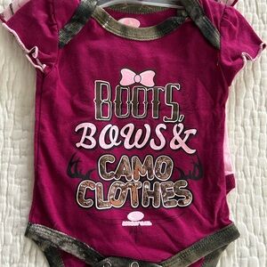 Mossy Oak Pink and Camo Onsies NWT